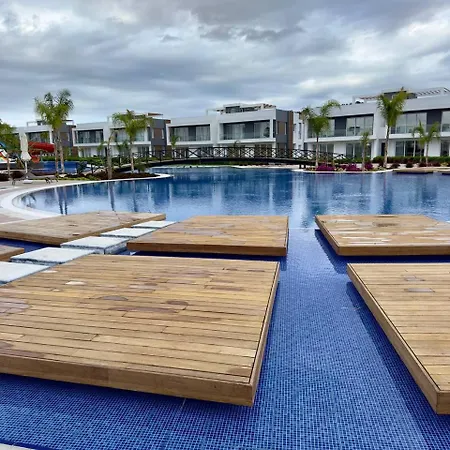 Apartments In Four Seasons 2 דירה