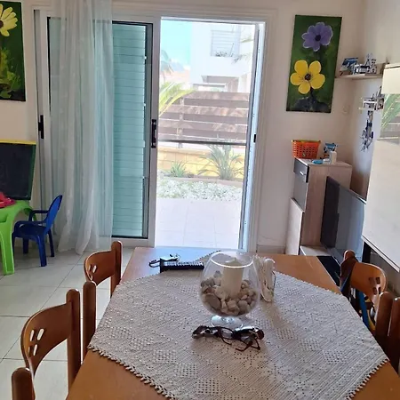아파트 Ισόγειο Διαμέρισμα Με Αυλή Στην Περιοχή Κάππαρη Κατάλληλο Για Οικογενεια *